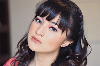 Seksi Umbar Paha, Wajah Cantik Marshanda Dibilang Mirip Mendiang Julia Perez