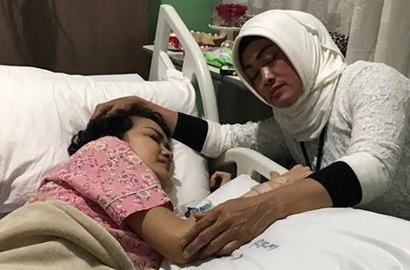 Gelar Tahlilan 100 Hari Julia Perez, Ibunda Masih Merasa Menyesal Karena Ini