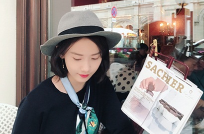 Pamer Pose dengan Rambut Pendek, Cantiknya Yoona SNSD Bak ABG di Foto Liburan Ini