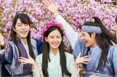 Yoona SNSD Akhirnya Tepati Janji Kunjungi Siwan di Kamp Militer