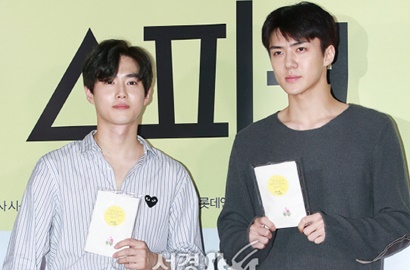 Sehun EXO Tunjukkan Dukungan untuk UNICEF Lewat Foto Bareng Suho Ini