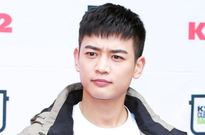 Ngefans, Netter Heboh Tanyakan Minho SHINEE Bakal Diundang ke Nikahan Kahiyang Ayu?