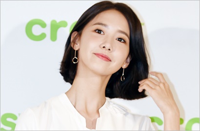 Jadi Model Iklan Sepatu, Yoona SNSD Tampil Super Cantik di Acara Ini