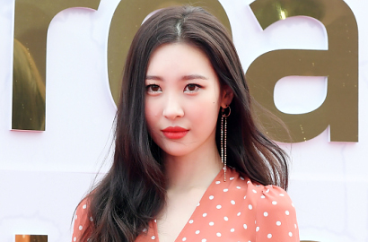 Meski Sudah Beda Agensi, Sikap Sunmi ke Momo dan Sana Ini Tuai Pujian Netter