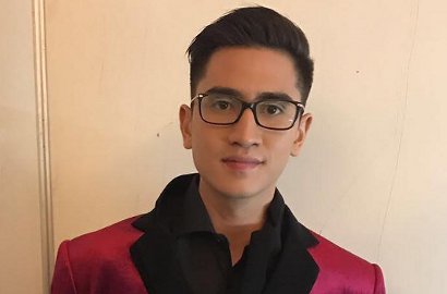 Make Up sebelum Syuting 'STJC Reborn', Verrell Bramasta Ganteng Maksimal