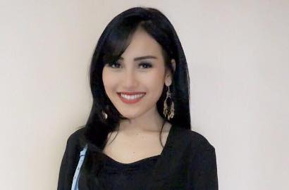 Heboh Tanda Merah di Leher Ayu, Netter: Bekas Kerokan Apa Dicupang?