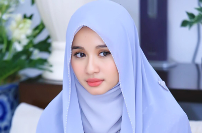 Laudya C. Bella Urus Bisnis, Wajah Ganteng Engku Emran Saat Gendong Bocah Hipnotis Netter