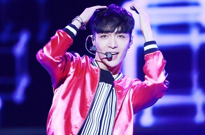 Keren Tampil Bareng 'Domba' Saat Showcase Solo, Lay EXO Malah Ditertawakan