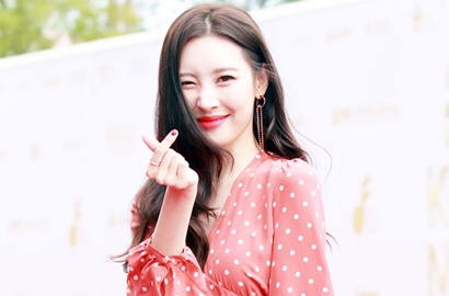 Sunmi Dituding Lesbian Gara-Gara Kuku Pendek, Ini Kata Agensi