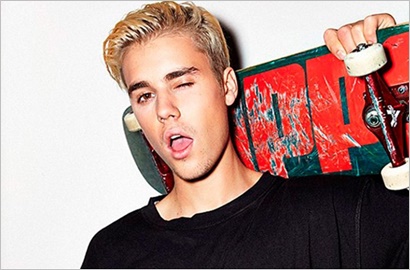 Topless Pamer Tato, Penampilan Justin Bieber Hebohkan Fans