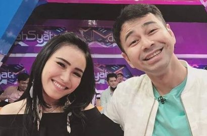 Raffi Ahmad Pasang Ekspresi 'Datar' Saat Digandeng Ayu Ting Ting, Netter Beri Komentar Sadis