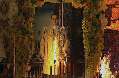Upacara Kremasi Raja Bhumibol Siap Digelar, Thailand Kucurkan Dana Hingga Rp 1,2 Triliun