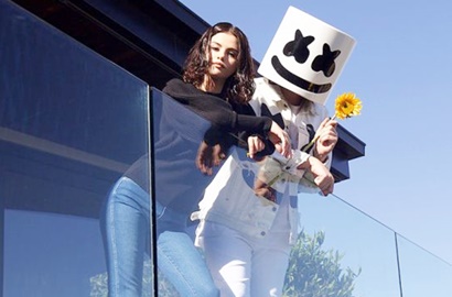 Lama Ditunggu, Selena Gomez-Marshmello Akhirnya Rilis Lagu 'Wolves'