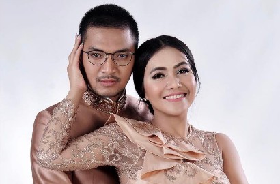 Denada Makin Hot Ala Nicki Minaj dan Pakai 'Bra' di Luar, Reaksi Ihsan Mengejutkan