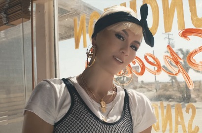 Video Musik 'Damn I Love You' Agnez Mo Mirip MV Ariana Grande?