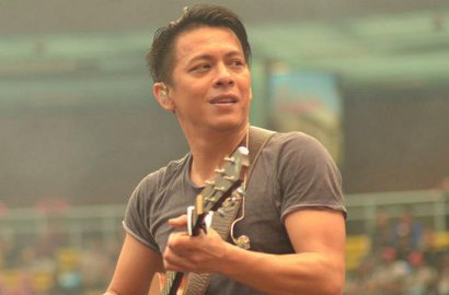 Terlihat Dekil dan Tua, Netter Ilfeel Gara-Gara Penampilan Ariel NOAH?