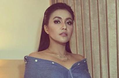 Sengaja Jadi Nicki Minaj Saat Halloween, Denada Tuai Pro Kontra dari Netter