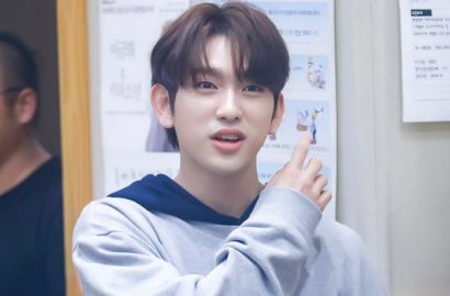 Jinyoung GOT7 Ungkap Baru Punya SIM dan Bahas Gaya Fashion Favorit