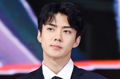 Sehun EXO Pamerkan Tas Buatan Louis Vuitton Khusus Untuknya, Sekeren Ini
