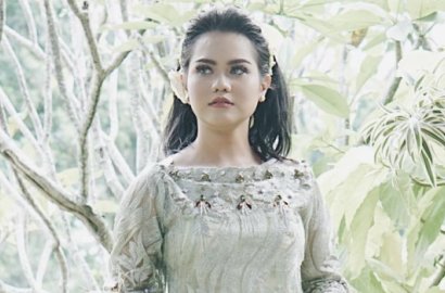 Nyanyikan Lagu Romantis di Resepsi Pernikahan, Mytha Lestari Bikin Baper
