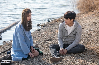 Akhirnya Baikan, Romantisnya Kai EXO Peluk Erat Kim Jin Kyung di 'Andante'