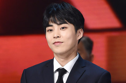 Fans Berat, Xiumin Rela ke Jepang dan Heboh Nonton Konser TVXQ