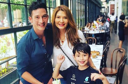 Rayakan Thanksgiving Bareng, Manisnya Mike Lewis Sebut Tamara Bleszynski 'Keluarga'