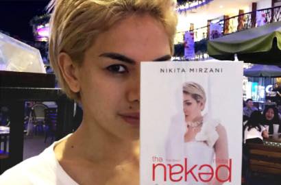 Nikita Mirzani Curhat Sempat Tunda Rilis Buku Karena Tuduhan Kasus Prostitusi Online