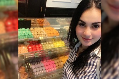 Ibu 'Diteror' dan Dibully Mirip Germo, Foto Seram Jennifer Dunn Mirip Penampakan Setan Beredar