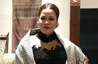 Okky Lukman Foto Bareng Presiden Jokowi, Netter Temukan 'Kejanggalan'