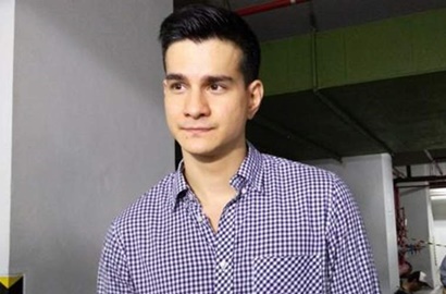 Larang Anak Terjun ke Dunia Hiburan, Begini Alasan Steve Emmanuel