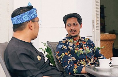Kepergok Edit Keterangan Foto, Ridwan Kamil Bocorkan Pernikahan Mantan Raisa?