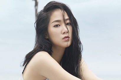 Tampil Elegan di Bandara Menuju Hong Kong, Soyu Malah Dibilang Mirip Ahjumma