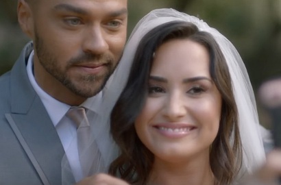 Romantis Abis, Demi Lovato Nikah dengan Jesse Williams di MV 'Tell Me You Love Me'