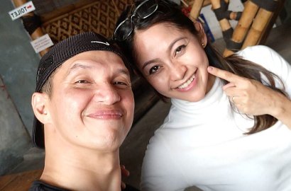 Istri Tersenyum Tegar, Dukungan Sahabat untuk Stuntman Demian Bikin Haru