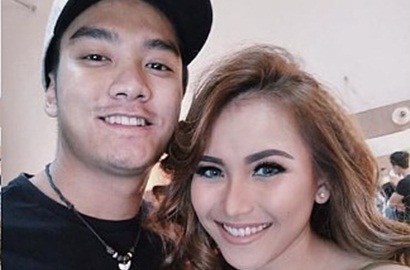 Ayu Ting Ting Manja Ala Orang Pacaran, Boy William: Kayak Bonceng Nenek-Nenek