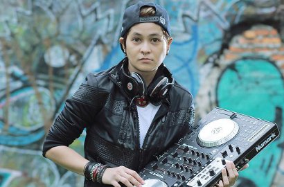 Setelah Marah-Marah ke Netter, Mitha 'The Virgin' Beri Pesan Untuk Para Fans