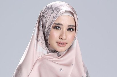 Suami Kembali Beri Komentar Kocak di Foto Cantik Laudya C. Bella, Netter 'Kesal'