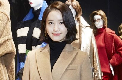 Jadi Impian Fans, Pria Ini Bikin Iri Foto Manis Bareng Yoona