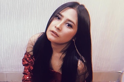 Pamer Rambut Pendek Sebahu, Prilly Latuconsina Dipuji Makin Cantik