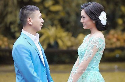 Raditya Dika 'Menyesal' Lamar Annisa Aziza, Netter Sindir Penerus Tahta Raja Jomblo