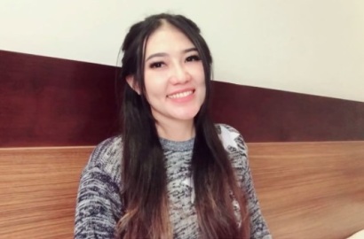 MUA Ayu Ting Ting Minta Maaf, Via Vallen Masih Tak Terima Disumpahi?