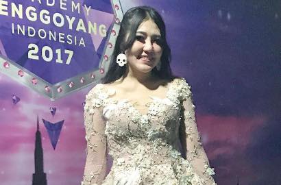 Via Vallen Bantah Isu Pelakor dan Punya Anak, Fans Ayu Ting Ting Pamer Bukti 'Malaikat Kecilku'