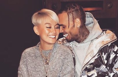 Kejutkan Fans, Agnez Mo Pamer Album Chris Brown dan Single Duet 'On Purpose'