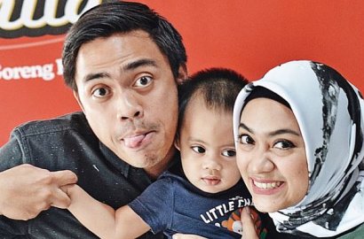 Super Mirip, Netter Takjub Lihat Foto Lawas Ayudia Bing Slamet-Suami dan Anak