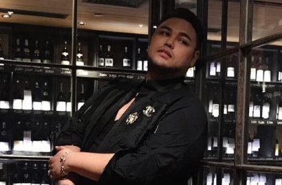 Tulis Komentar Pedas di Video Ayu-Raffi Satu Pesawat, Ini Alasan Ivan Gunawan