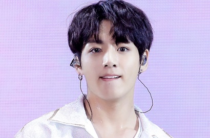 Rayakan Natal, Jungkook Hibur Fans Rilis Cover Lagu 'Oh Holy Night'