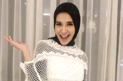 Zaskia Sungkar Heboh Sendiri di Perayaan Ultah, Ekspresi Shireen Jadi Sorotan