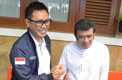 Eko Patrio Datangi Rumah Rhoma Irama, Ada Apa?