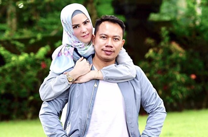 Masa Lalu 'Kelam', Pernikahan Vicky Prasetyo Sempat Diragukan Sang Bunda